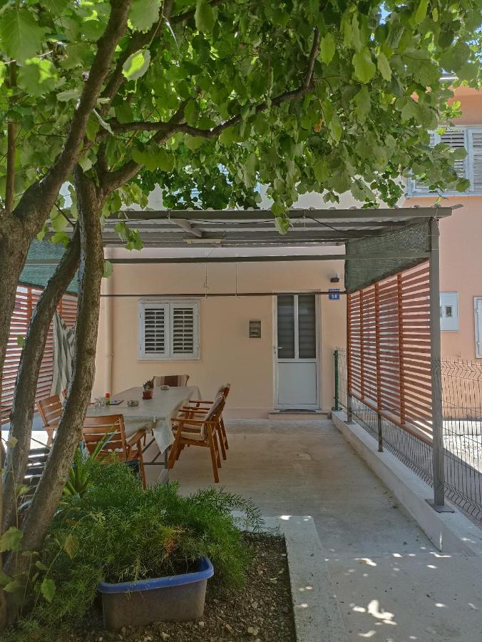 Apartmani Ana Тиват Екстериор снимка